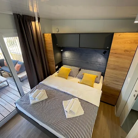 Anaida Mobile Homes Selce Exterior photo